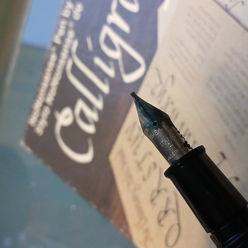 Used Sheaffer Calligraphy Pen Set - Picture 9 of 14